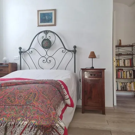 Fiorentina - Private Oasis In Town Barga