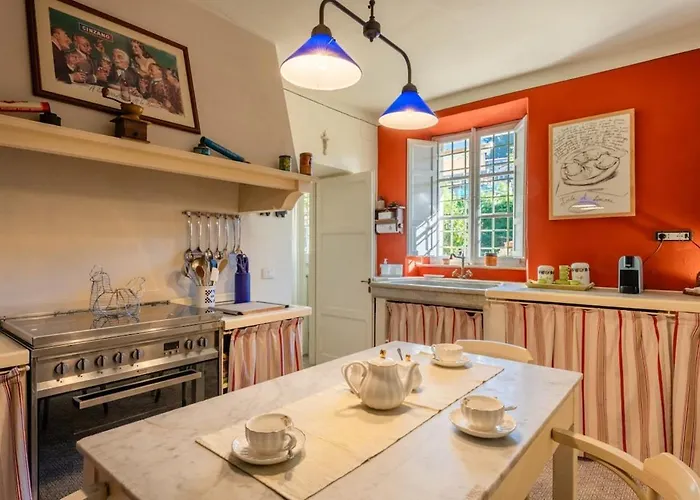 Fiorentina - Private Oasis In Town Villa